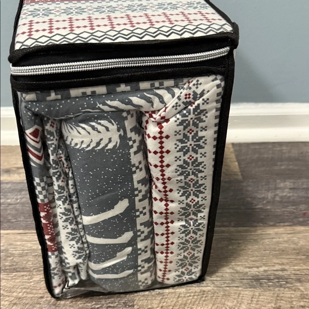 Holiday Flannel Sheet Set - Red and Gray